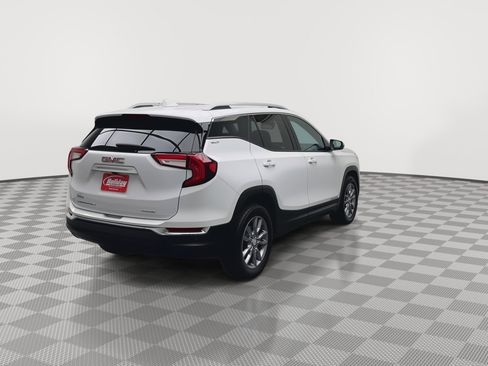 Certified 2023 GMC Terrain SLT w/ LPO, Floor Liner Package AWD/4WD image 38