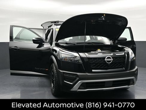 Certified 2025 Nissan Pathfinder Rock Creek AWD/4WD image 36
