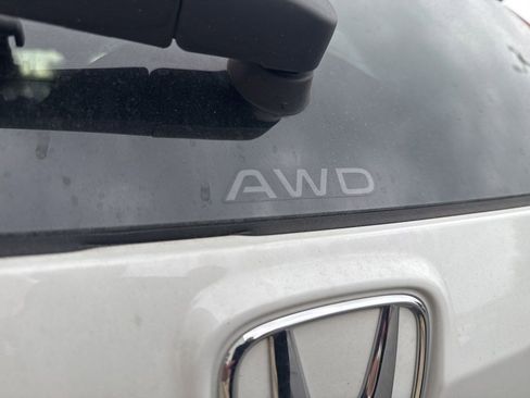 Certified 2025 Honda CR-V LX image 4