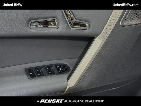 Used 2024 BMW iX M60 image 3