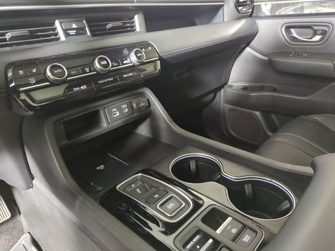 Certified 2024 Honda Pilot Elite image 20