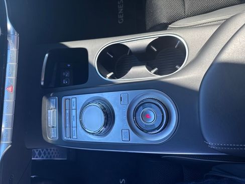 Used 2024 Genesis GV70 2.5T w/ Sport Prestige Package image 27