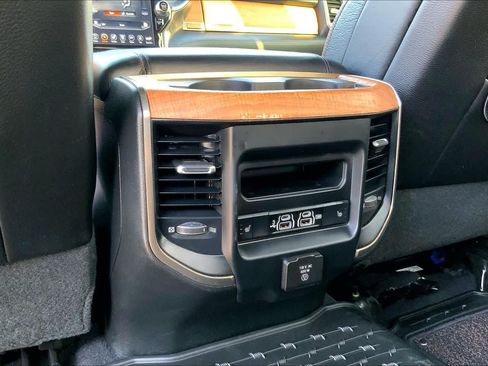 Used 2020 RAM 2500 Limited AWD/4WD image 36