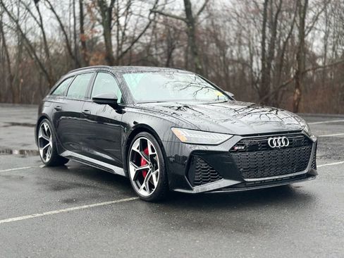 Used 2025 Audi RS 6 performance image 8