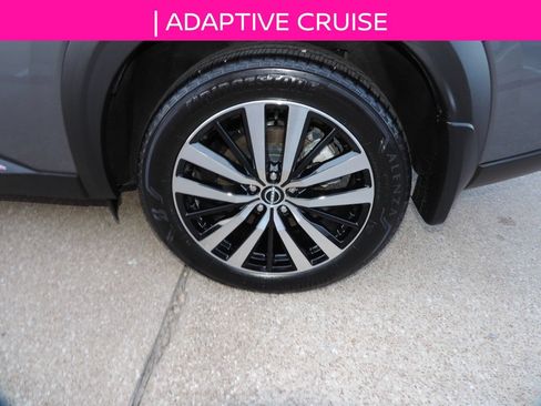 Used 2024 Nissan Pathfinder Platinum w/ Cargo Package FWD image 14