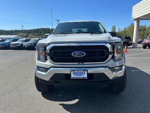 Used 2023 Ford F150 XLT w/ Trailer Tow Package image 8