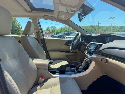Used 2015 Honda Accord EX-L image 17