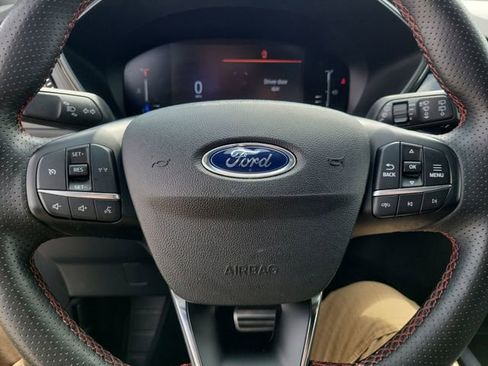 Used 2024 Ford Escape ST-Line image 11