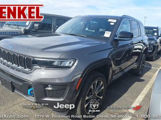 Used 2022 Jeep Grand Cherokee Overland video 1