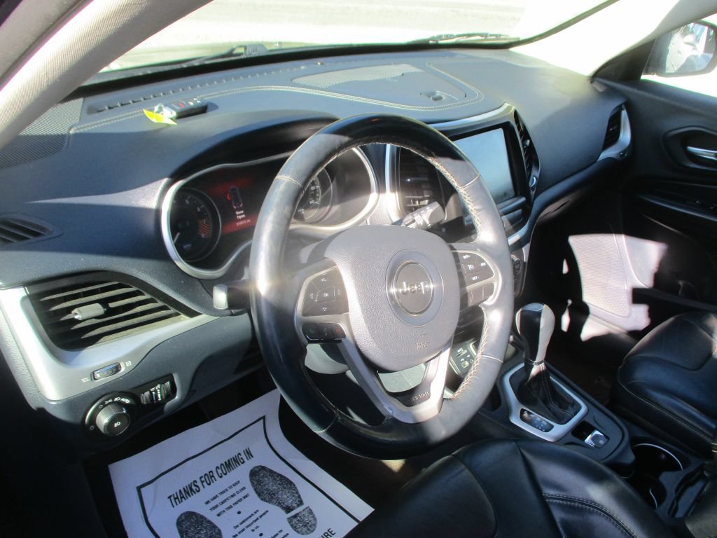 Used 2014 Jeep Cherokee Limited FWD image 12