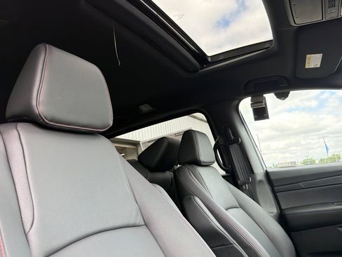 New 2026 Honda Odyssey Sport-L image 17