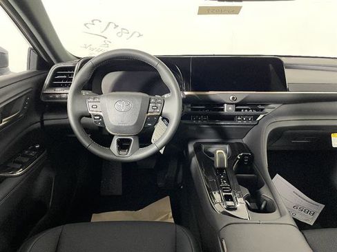 New 2026 Toyota Crown Signia AWD/4WD image 12