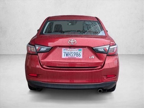 Used 2017 Toyota Yaris iA image 7