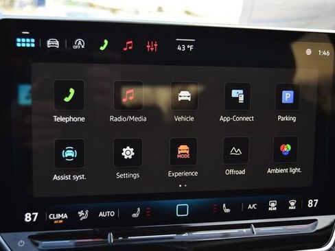 New 2026 Volkswagen Tiguan SE image 15