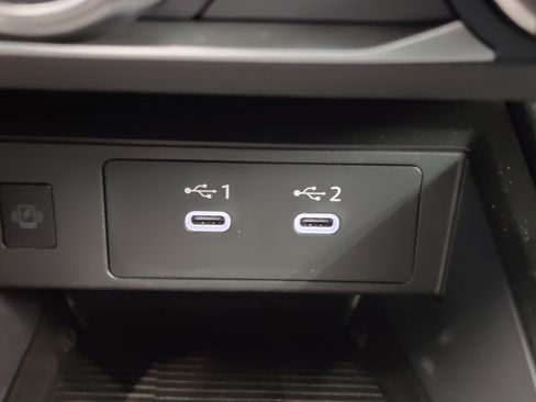 Used 2025 Nissan Kicks SV FWD image 20