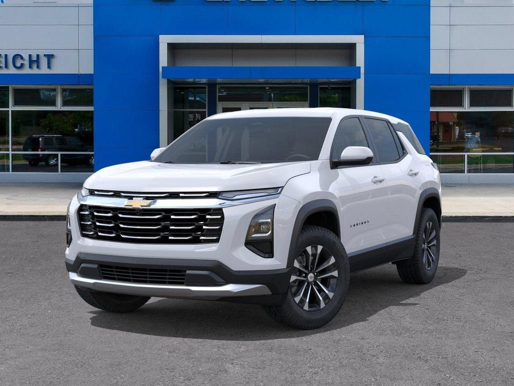New 2027 Chevrolet Equinox LT w/ Convenience Package II FWD image 6