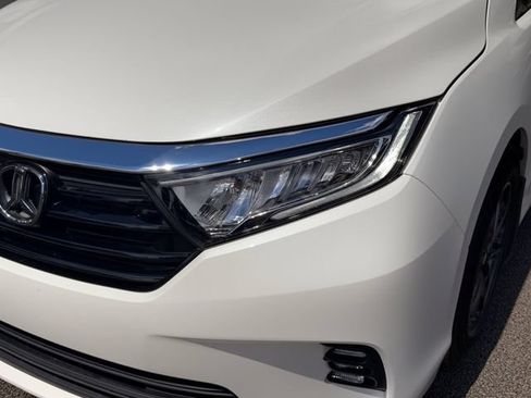 Used 2023 Honda Odyssey Elite image 9