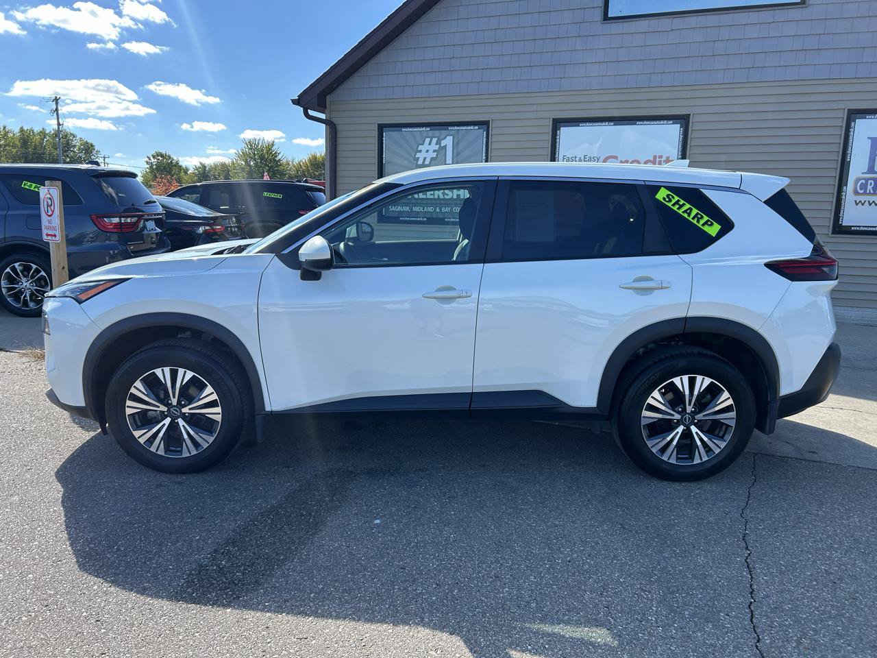 Used 2022 Nissan Rogue SV AWD/4WD image 8