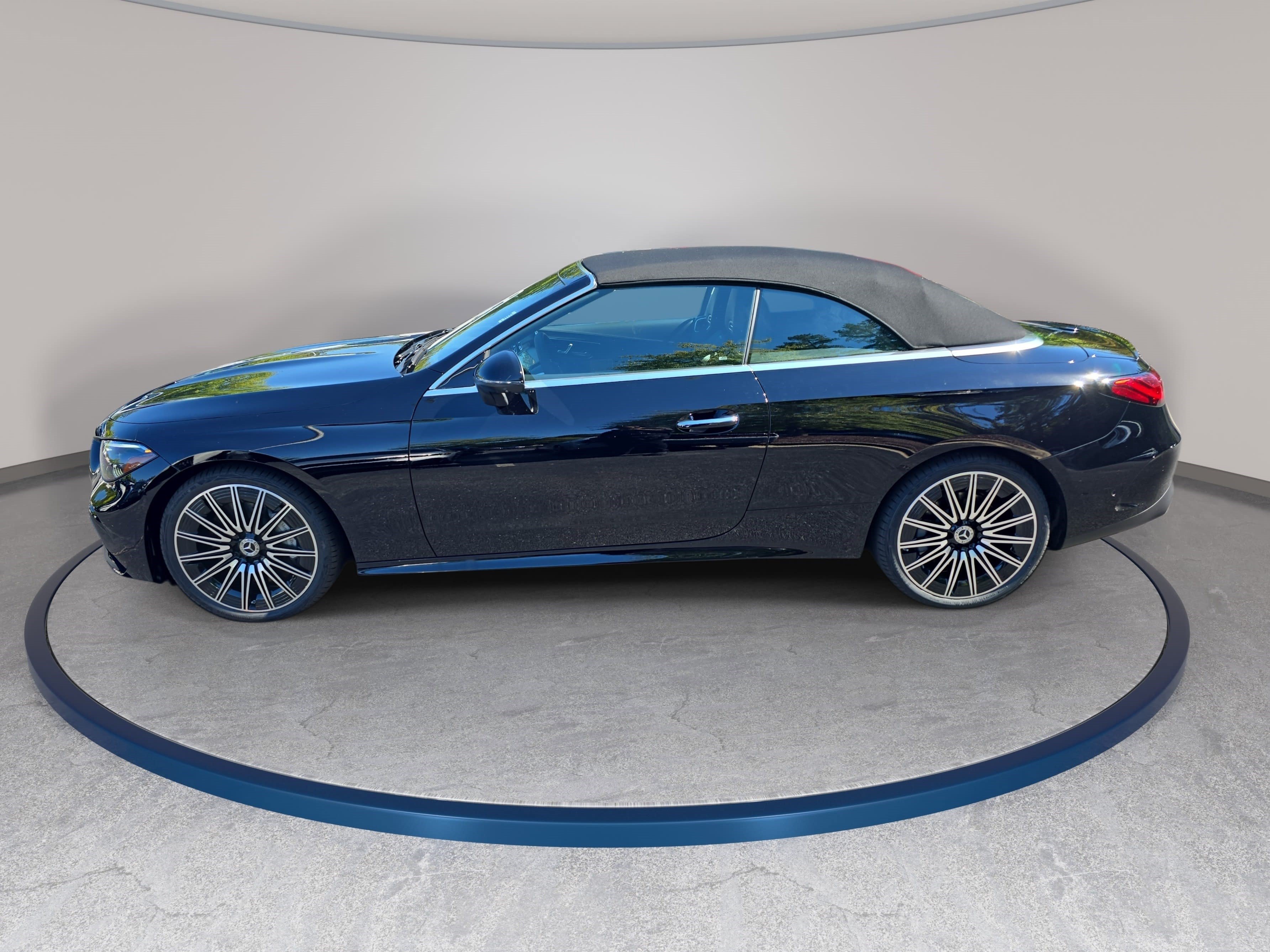 New 2027 Mercedes-Benz CLE 450 4MATIC Cabriolet image 8