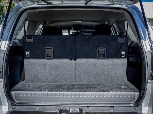 Used 2014 Toyota 4Runner SR5 image 30