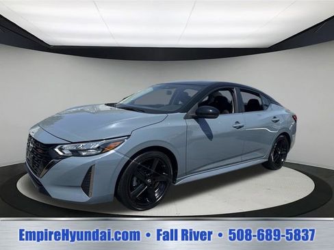 Used 2024 Nissan Sentra SR FWD image 1