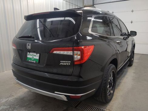 Used 2021 Honda Pilot Touring image 9
