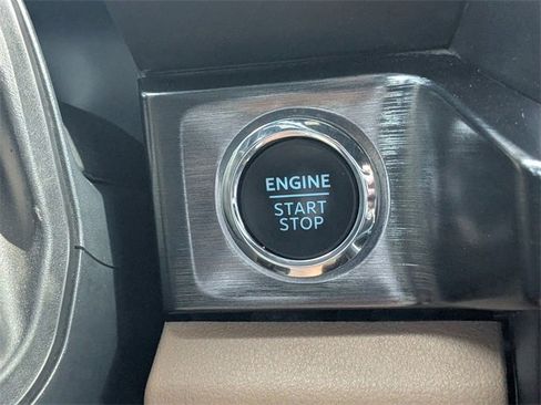 Certified 2024 Ford F350 Lariat w/ Black Appearance Package image 31