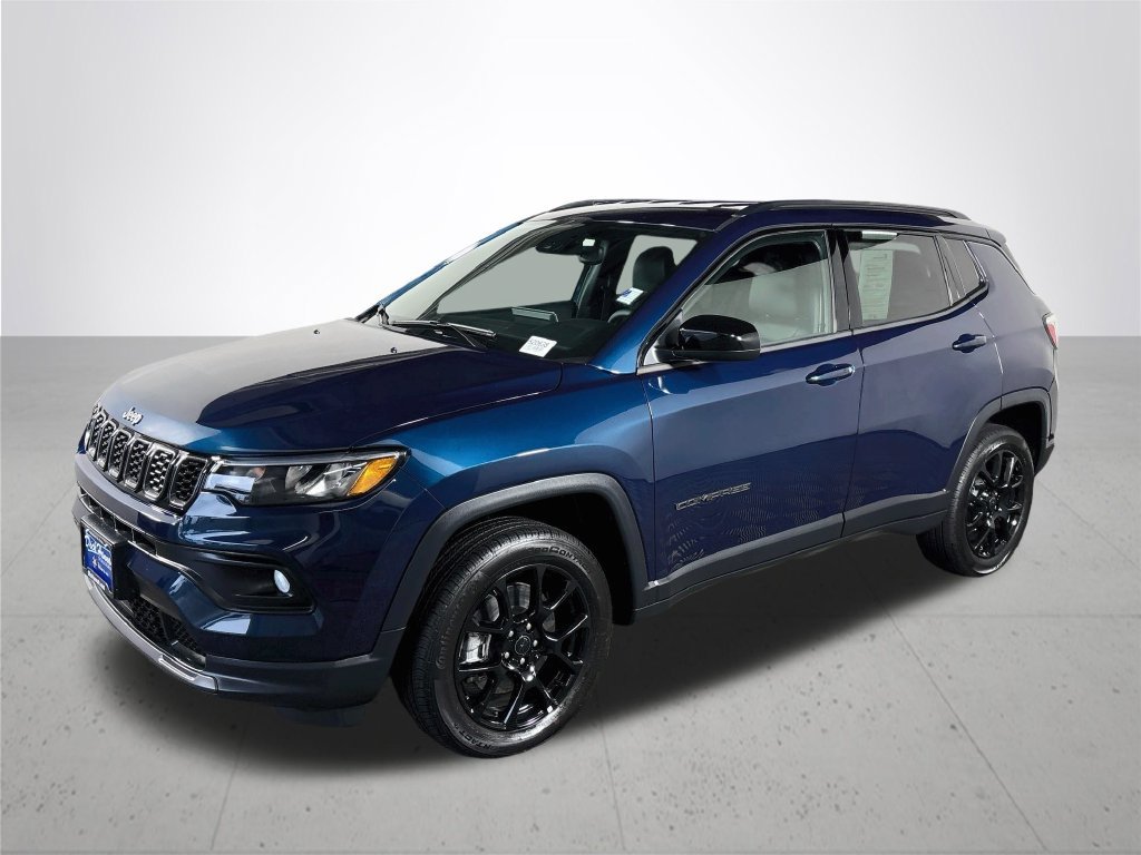Certified 2026 Jeep Compass Latitude AWD/4WD image 2