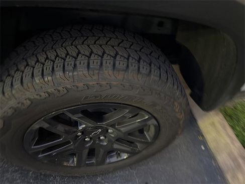 Used 2024 Chevrolet Colorado Trail Boss image 8