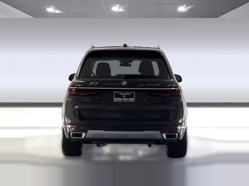 New 2026 BMW X7 xDrive40i w/ Premium Package image 9