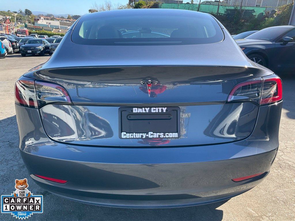 Used 2023 Tesla Model 3 Standard Range RWD image 4