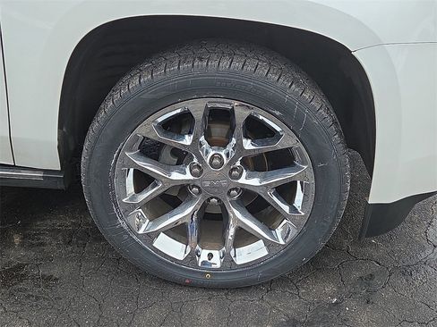 Used 2019 GMC Yukon XL Denali w/ Denali Ultimate Package image 8