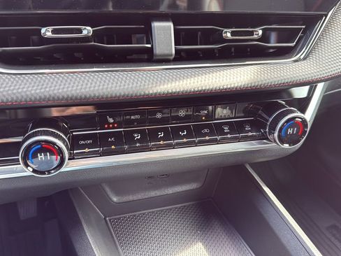 New 2026 Chevrolet Equinox RS w/ LPO, Floor Liner Package image 33