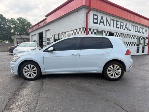 Used 2021 Volkswagen Golf 4-Door FWD image 2