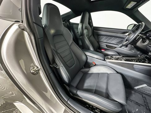 Used 2022 Porsche 911 Turbo S image 27