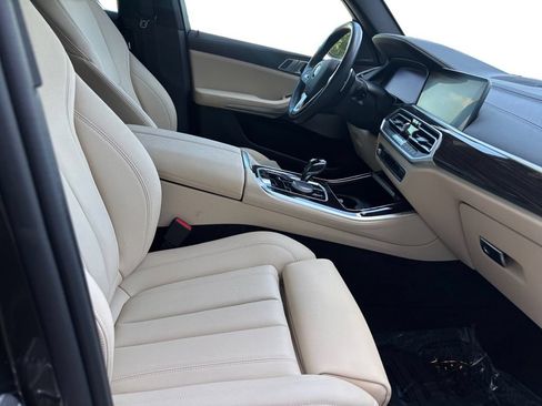 Used 2021 BMW X5 sDrive40i w/ Premium Package RWD image 16