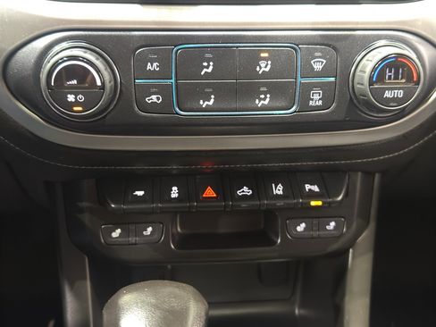 Used 2022 GMC Canyon Elevation w/ Elevation Premium Package image 32