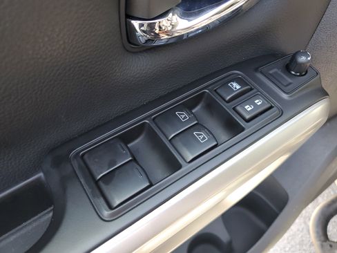 Certified 2024 Nissan Titan SV w/ SV Convenience Package image 27