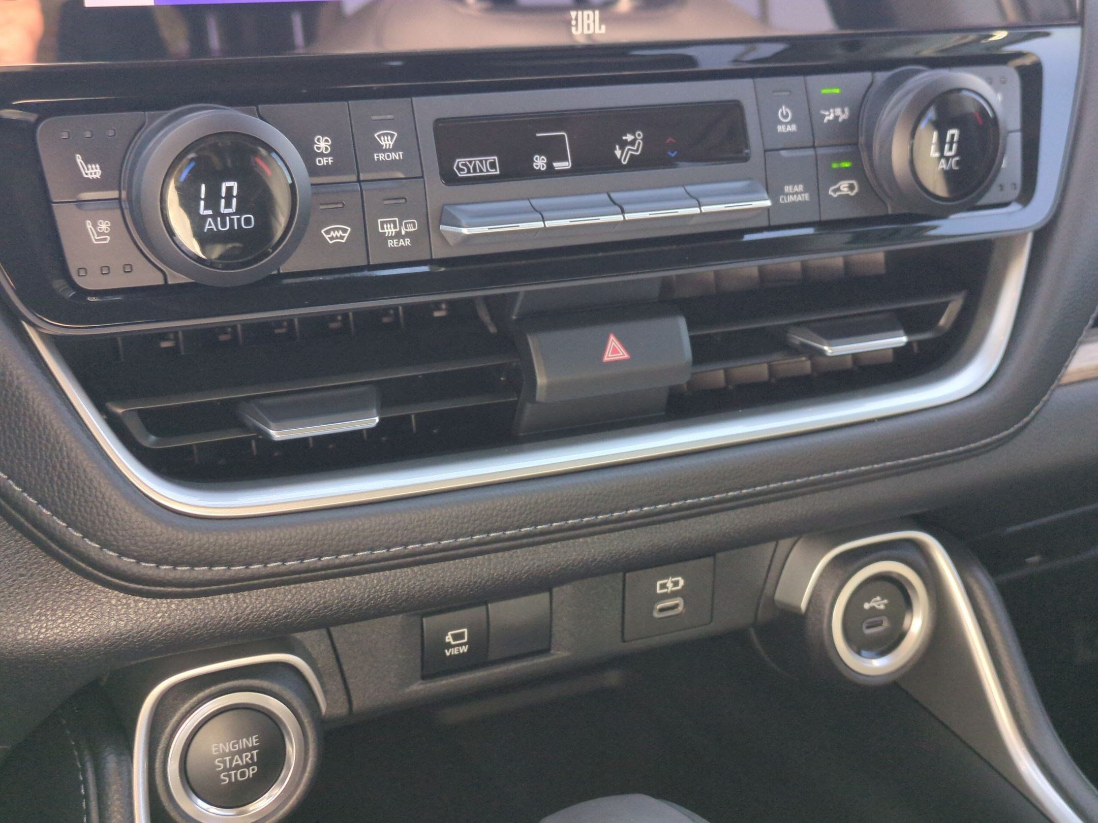Used 2025 Toyota Grand Highlander FWD image 22