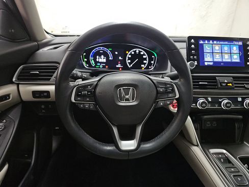 Used 2022 Honda Accord EX-L image 11