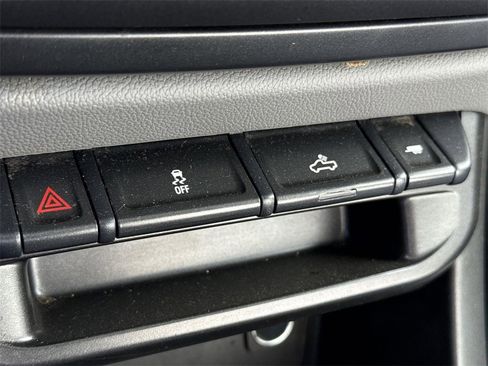 Used 2022 Chevrolet Colorado W/T w/ WT Convenience Package image 32