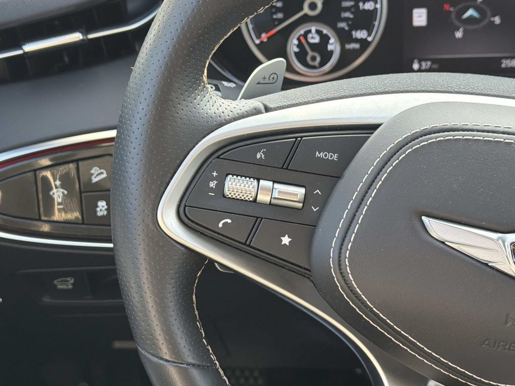 Certified 2023 Genesis Electrified GV70 AWD/4WD image 8