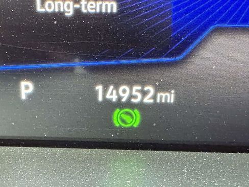 Used 2023 Volkswagen Tiguan S image 35