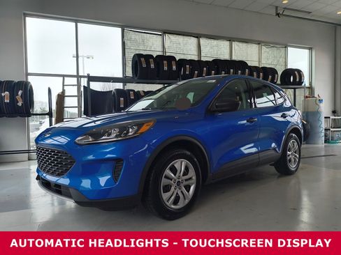 Used 2020 Ford Escape S image 2