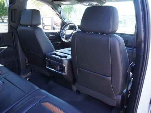 Certified 2022 GMC Sierra 2500 AT4 w/ AT4 Premium Plus Package AWD/4WD image 13