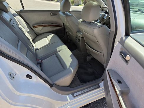Used 2004 Nissan Maxima 3.5 SL FWD image 8