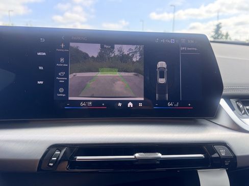 Used 2026 BMW X1 xDrive28i w/ Convenience Package image 7