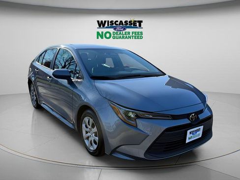 Used 2024 Toyota Corolla LE FWD image 1