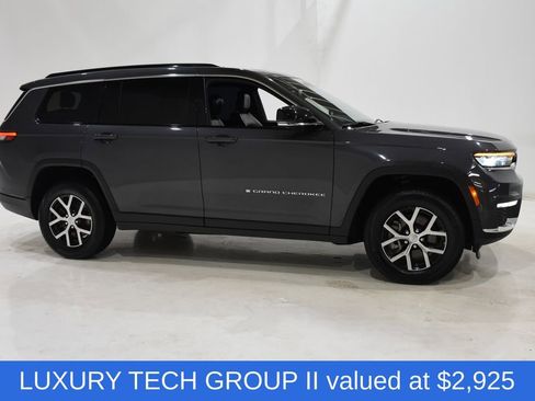 Used 2024 Jeep Grand Cherokee L Limited w/ Luxury Tech Group II image 3