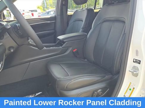Used 2026 Jeep Grand Cherokee Limited AWD/4WD image 16